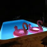 A & A Luxury Apartman