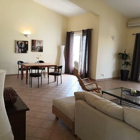A & A Luxury Apartament *
