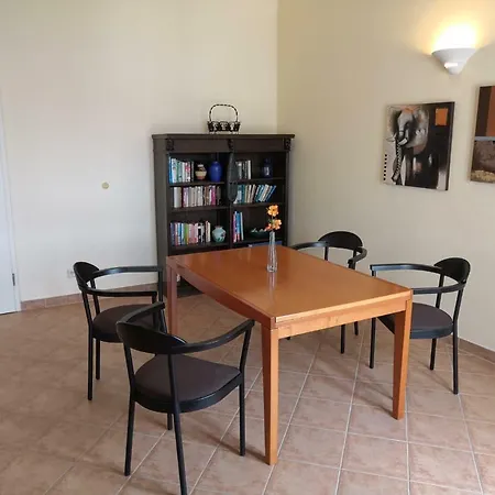 A & A Luxury Apartman