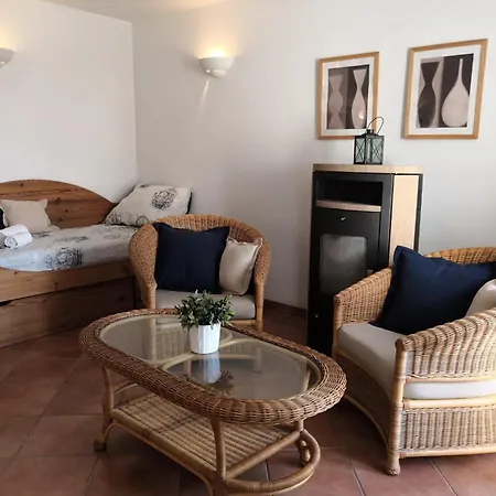 A & A Luxury Apartman