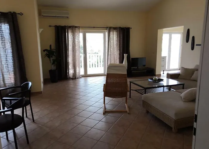 A & A Luxury דירה טרוגיר