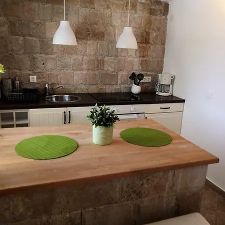 A & A Luxury * تروغير